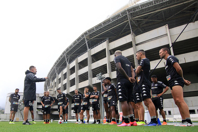 Enderson Escala Botafogo Novidades Para Estreia No Carioca Veja