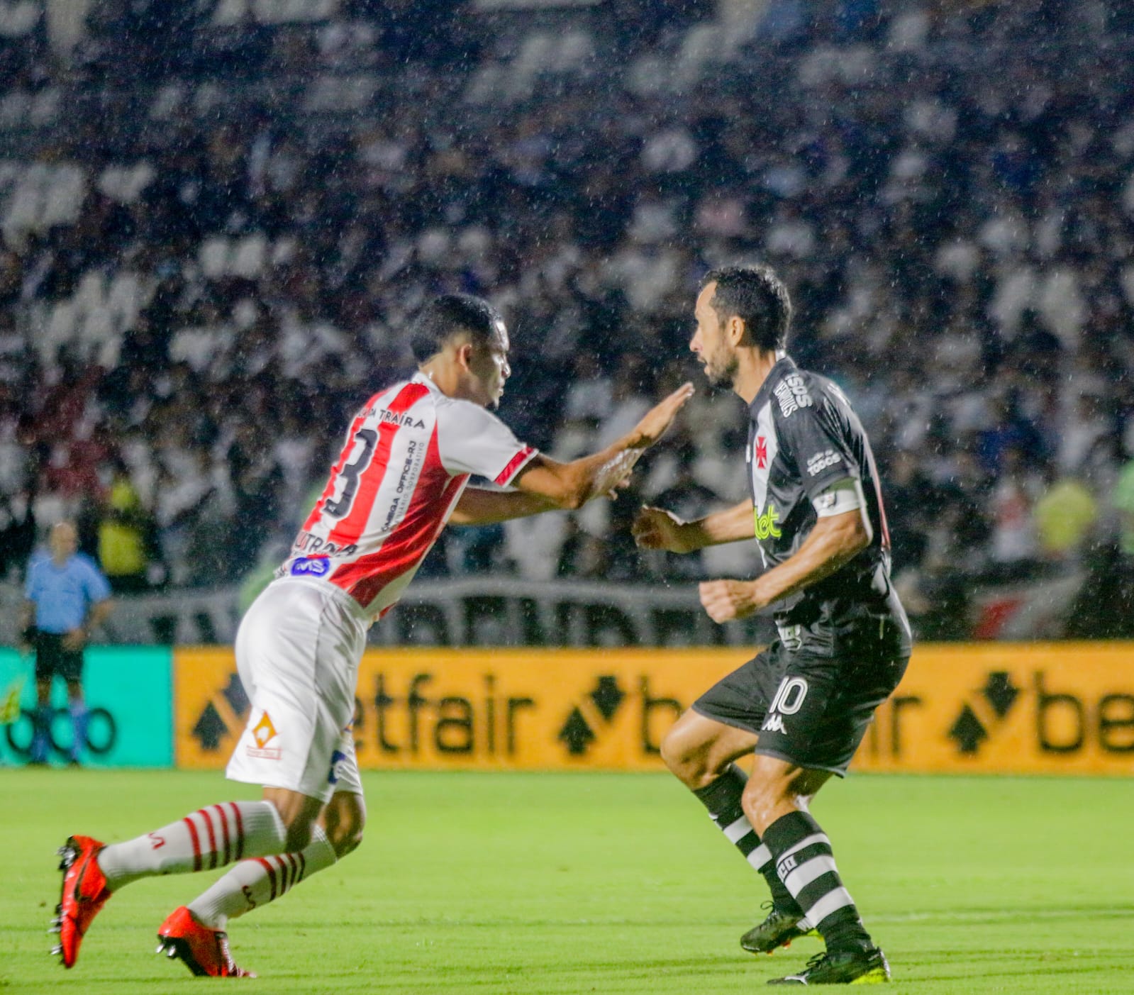 Atuações do Vasco contra o Bangu quem foi bem quem mandou mal 17