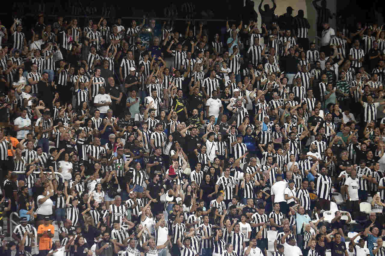 Botafogo terá só sócios em partida contra o Peñarol pela