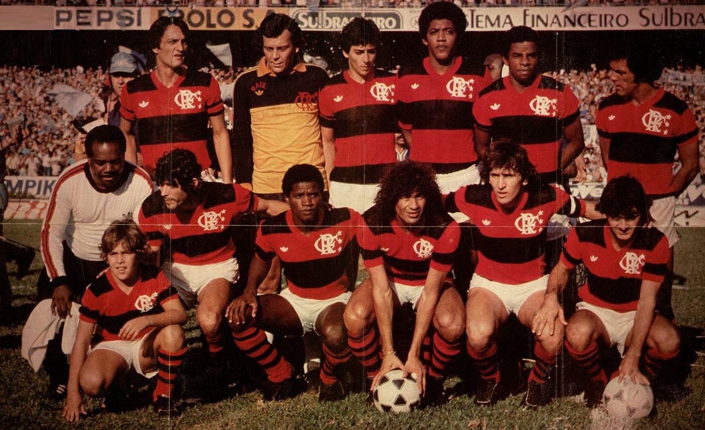 Times Históricos e Jogos Memoráveis Do Futebol Brasileiro