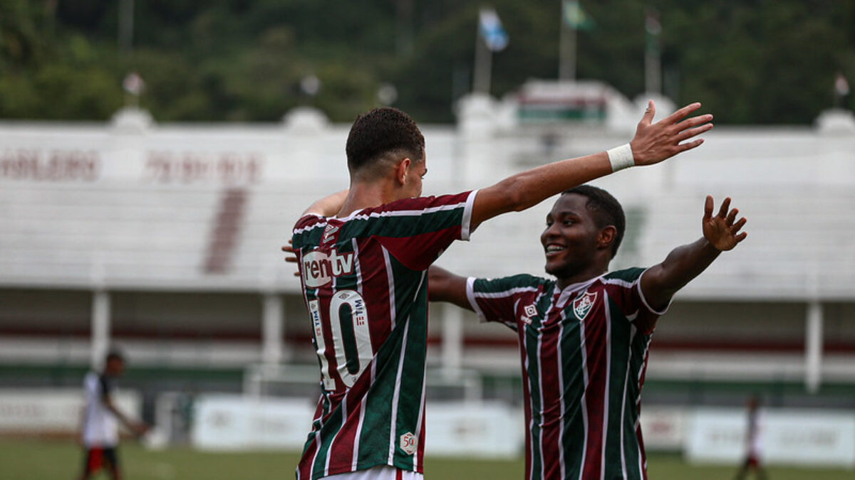 Craque do Fluminense faz três, Brasil atropela Nova Caledônia e respira na  Copa do Mundo Sub-17 - Lance!