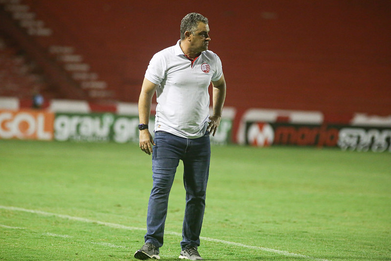 Marcelo Chamusca, após seis partidas, é demitido do comando técnico no  Náutico - Lance!