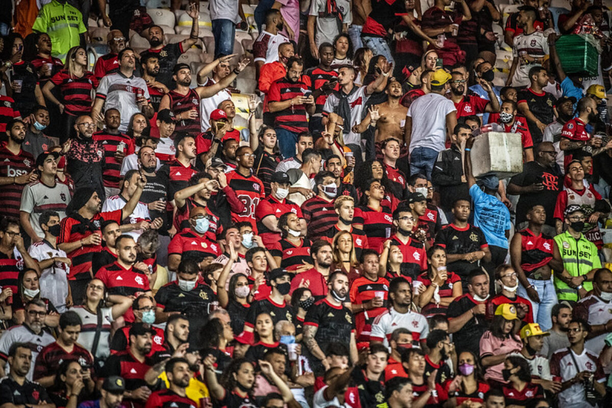 Torcida do Flamengo dá show e compra 50% da carga total de ingressos para  jogo contra Orlando City nos EUA