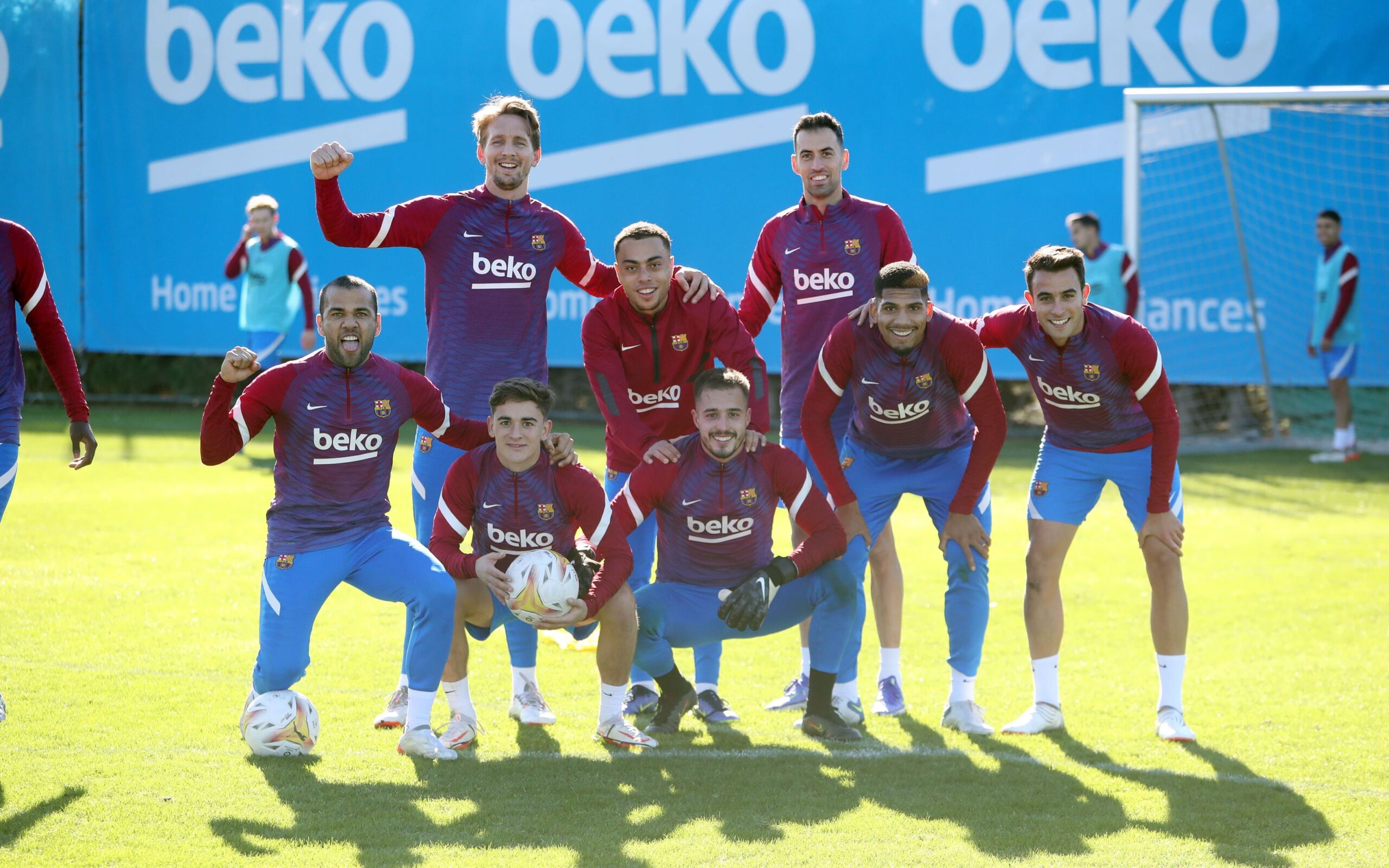 Barcelona visita Sevilla para subir na tabela do EspanholJogada 10