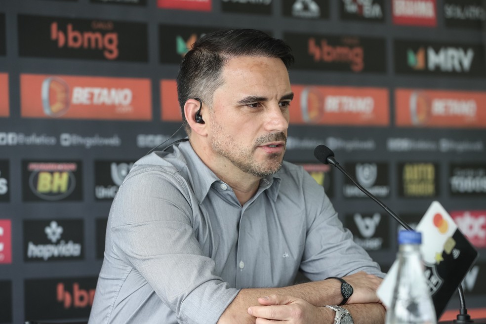 Rodrigo Caetano fica no Atlético em 2024