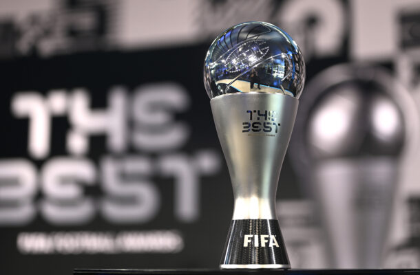 Emiliano Martinez ganha prêmio The Best de melhor goleiro do mundo