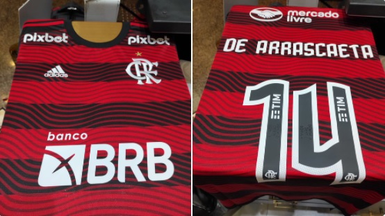 Flamengo coloca à venda na internet nova camisa para a temporada