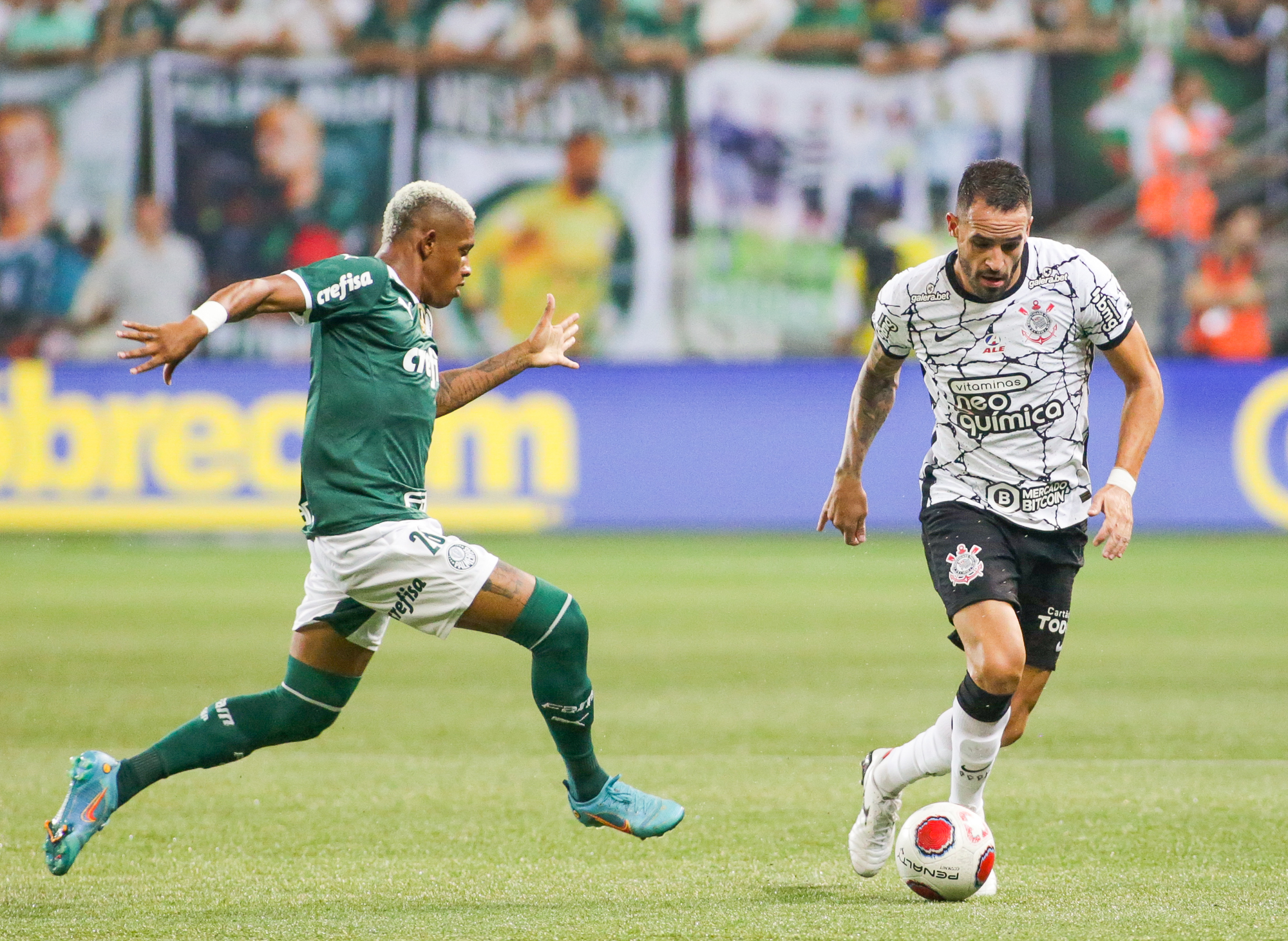 Corinthians x Palmeiras: onde assistir e escalações do dérbi do