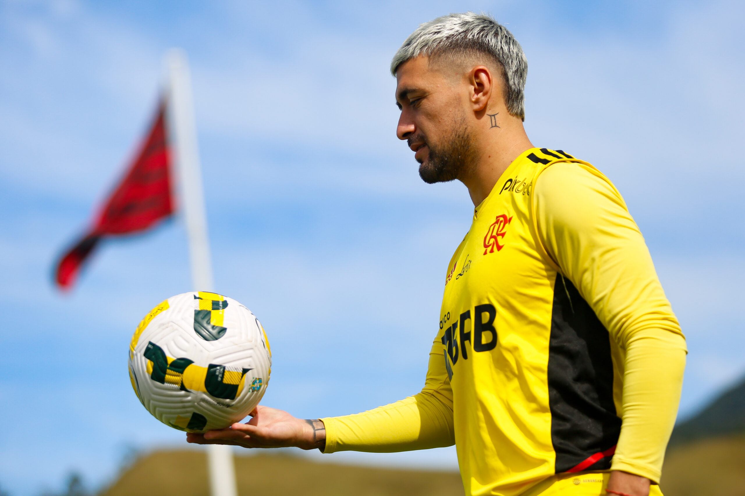 Joãozinho Arrasando no Futebol! ⚽