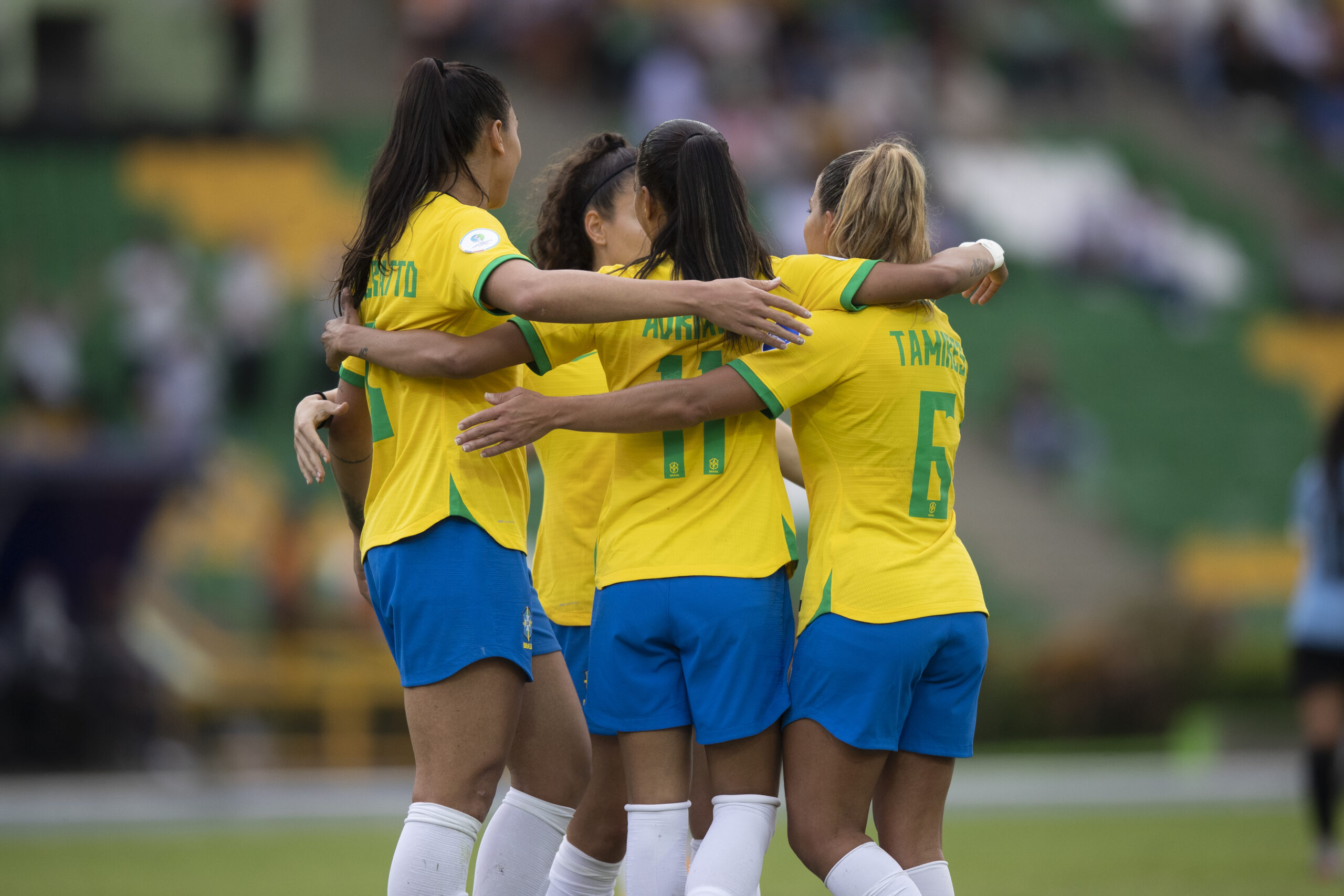 Clássico da pancadaria', Brasil x Colômbia vale lugar no G-4 - ESPN