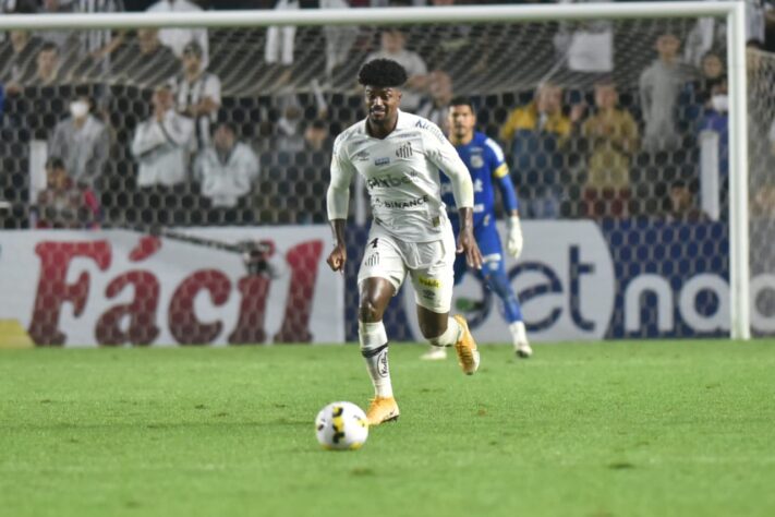 Atuações do Santos: time tem noite pouco inspirada contra o Goiás