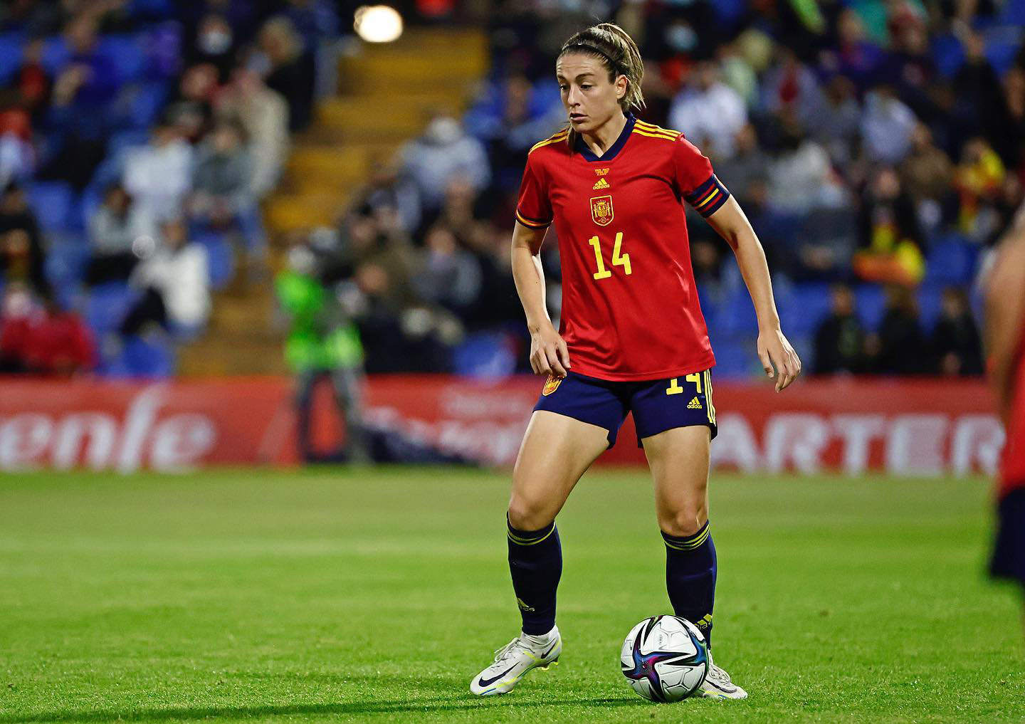 Como Alexia Putellas, jogadora da seleção espanhola, se tornou uma