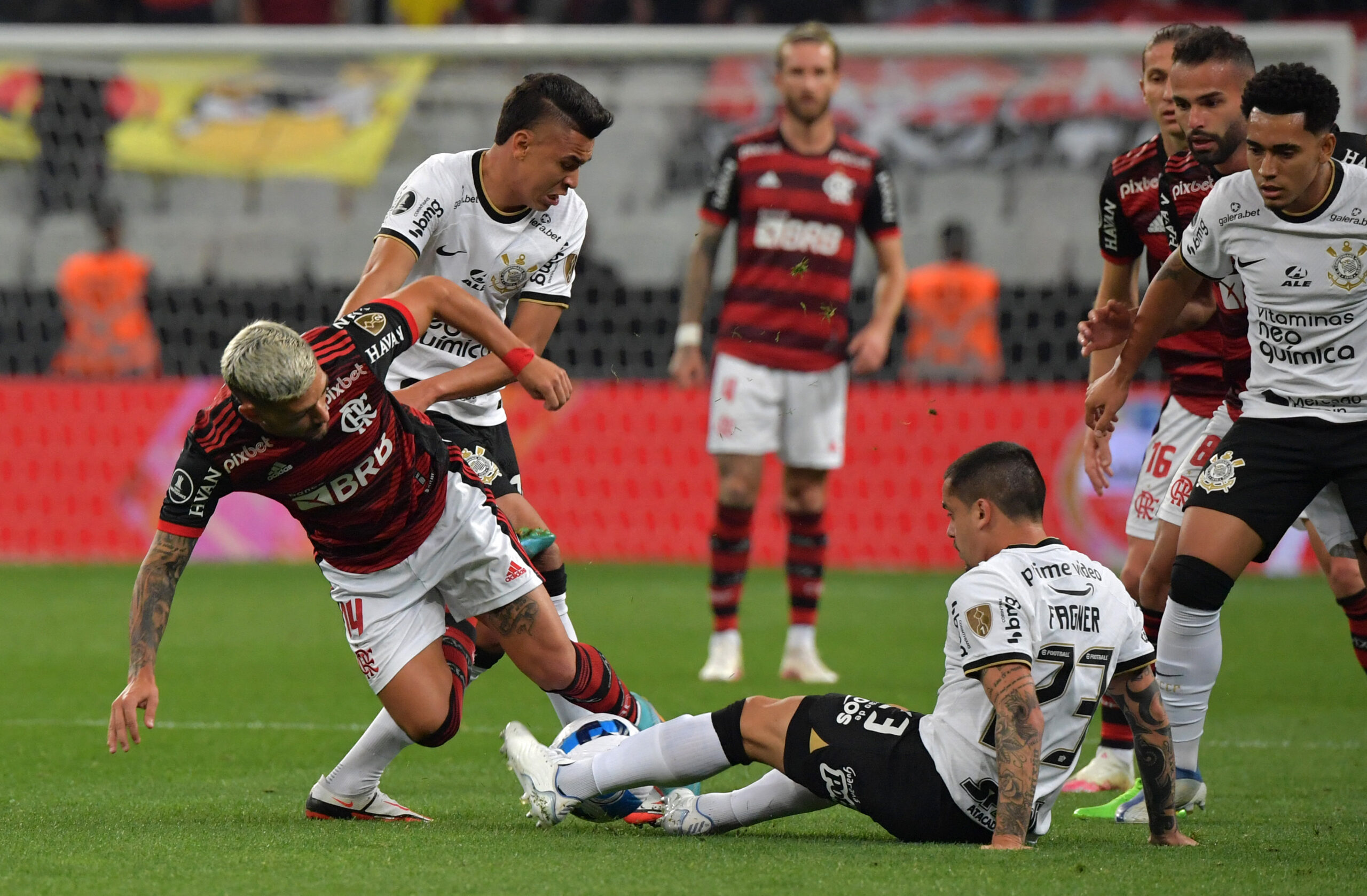 Cássio dá ao Corinthians o direito de escolher a próxima revanche: Flamengo  ou Deportes Tolima? - Blog Drible de Corpo