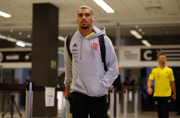 Foto: Gilvan de Souza/Flamengo - Legenda: Matheuzinho tem 156 partidas pelo Flamengo