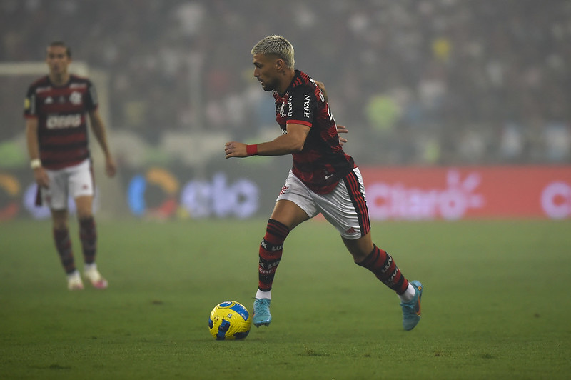 Meia Do Flamengo, Arrascaeta é Eleito Craque Da Copa Do BrasilJogada 10 ...