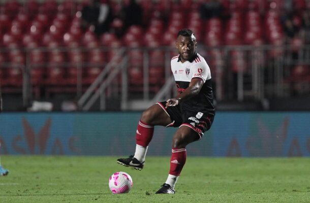 Foto: Divulgação/São Paulo - Legenda: Luan pode ganhar sobrevida no São Paulo