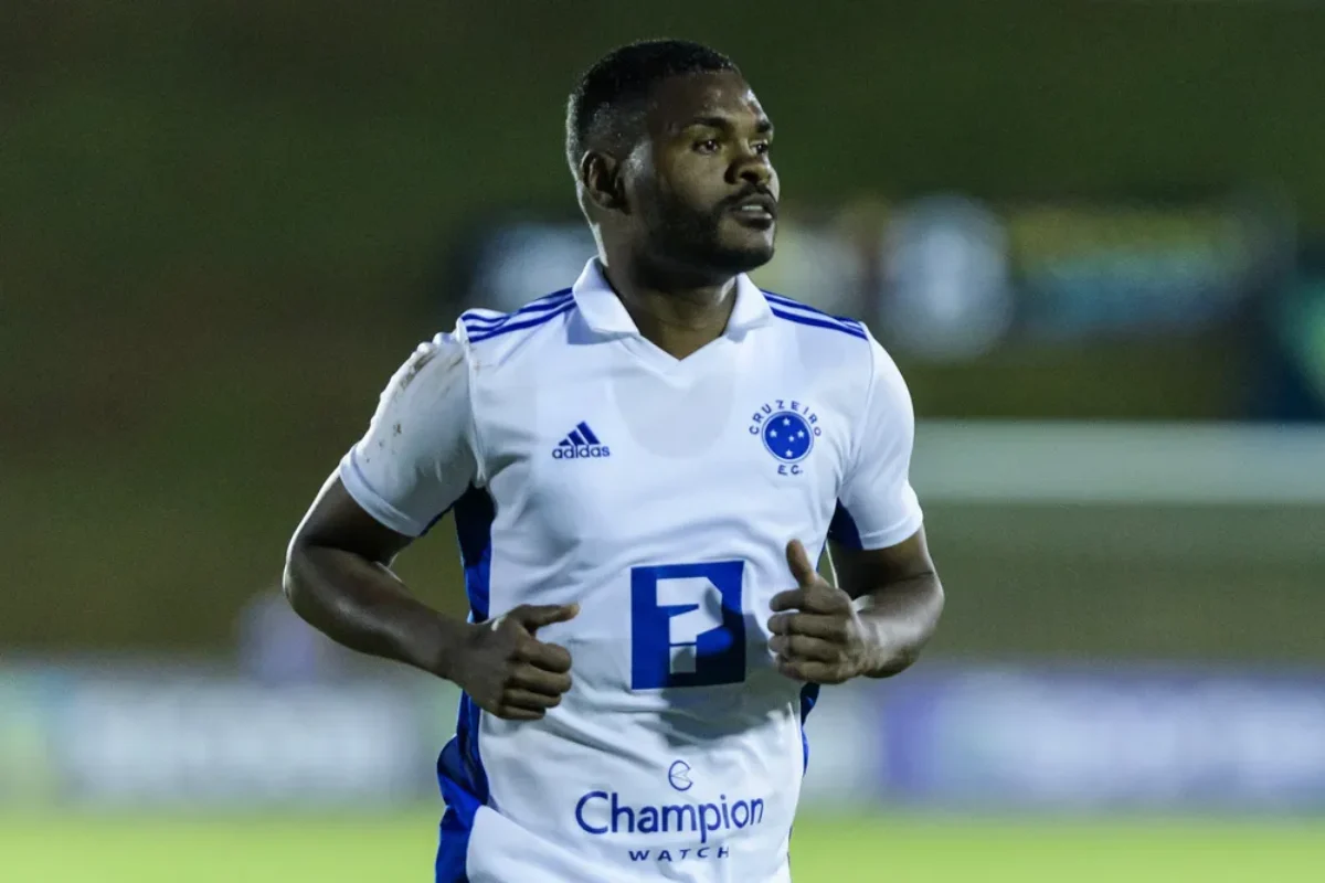 Nikão sobre vaias após empate do Cruzeiro: 'Torcedor está no direito dele