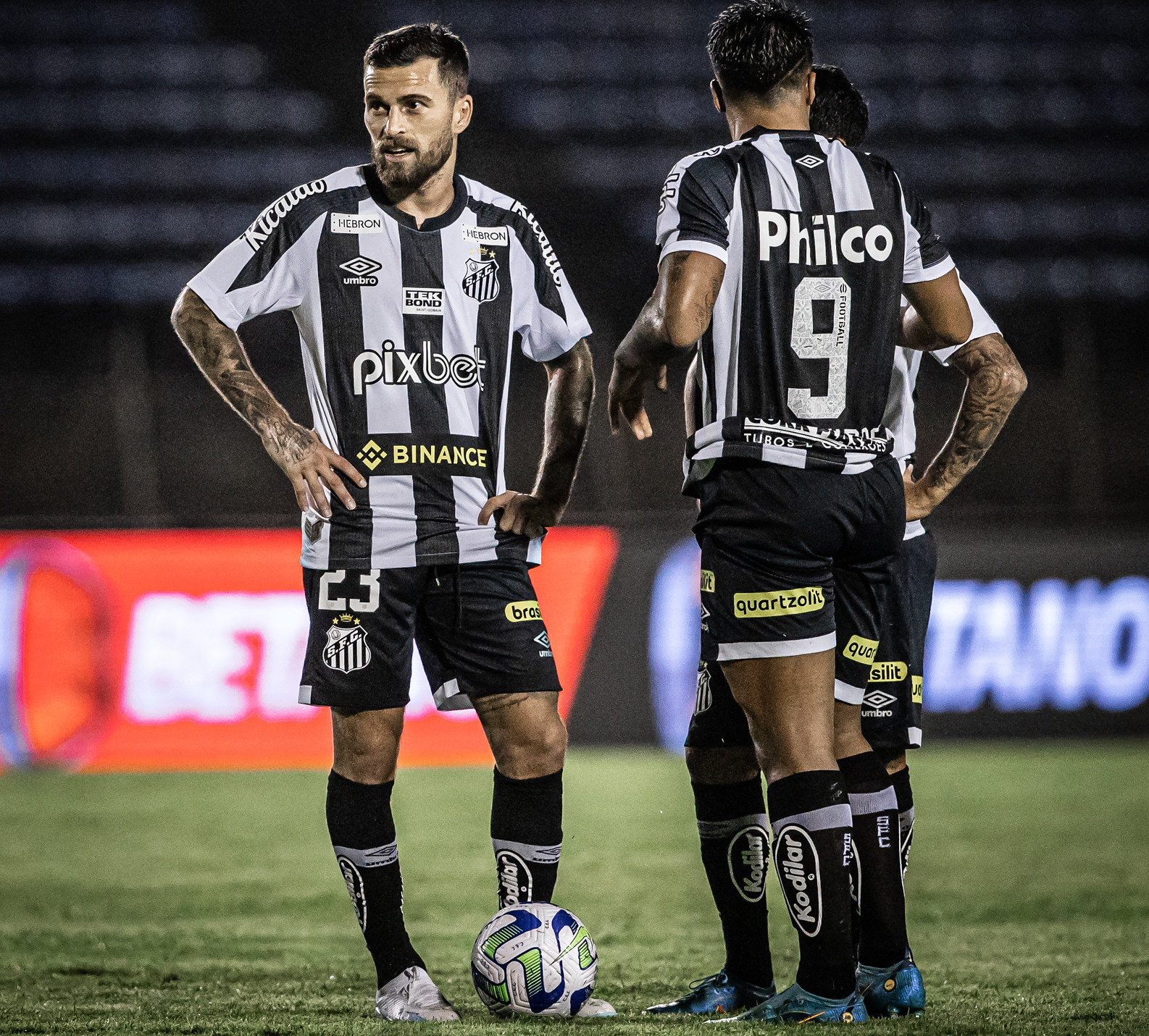 Marcos Leonardo e Lucas Lima - Santos