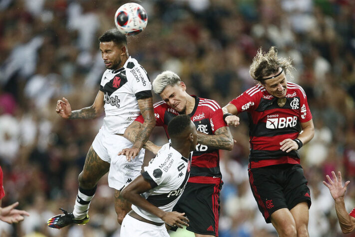 Flamengo tem superioridade recente nos últimos dez duelos contra o  PalmeirasJogada 10