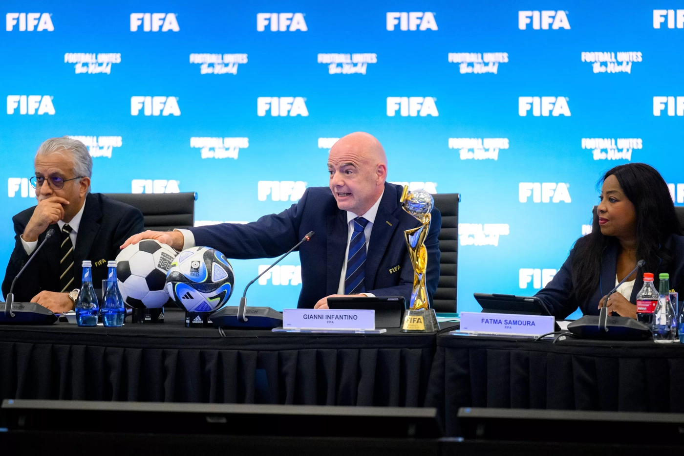 Fifa revela casos de ofensas online aos jogadores e cobra