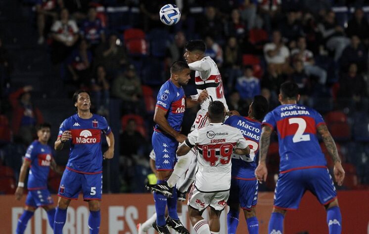 Atuações do São Paulo contra o Tigre: domínio que anima para o  mata-mataJogada 10