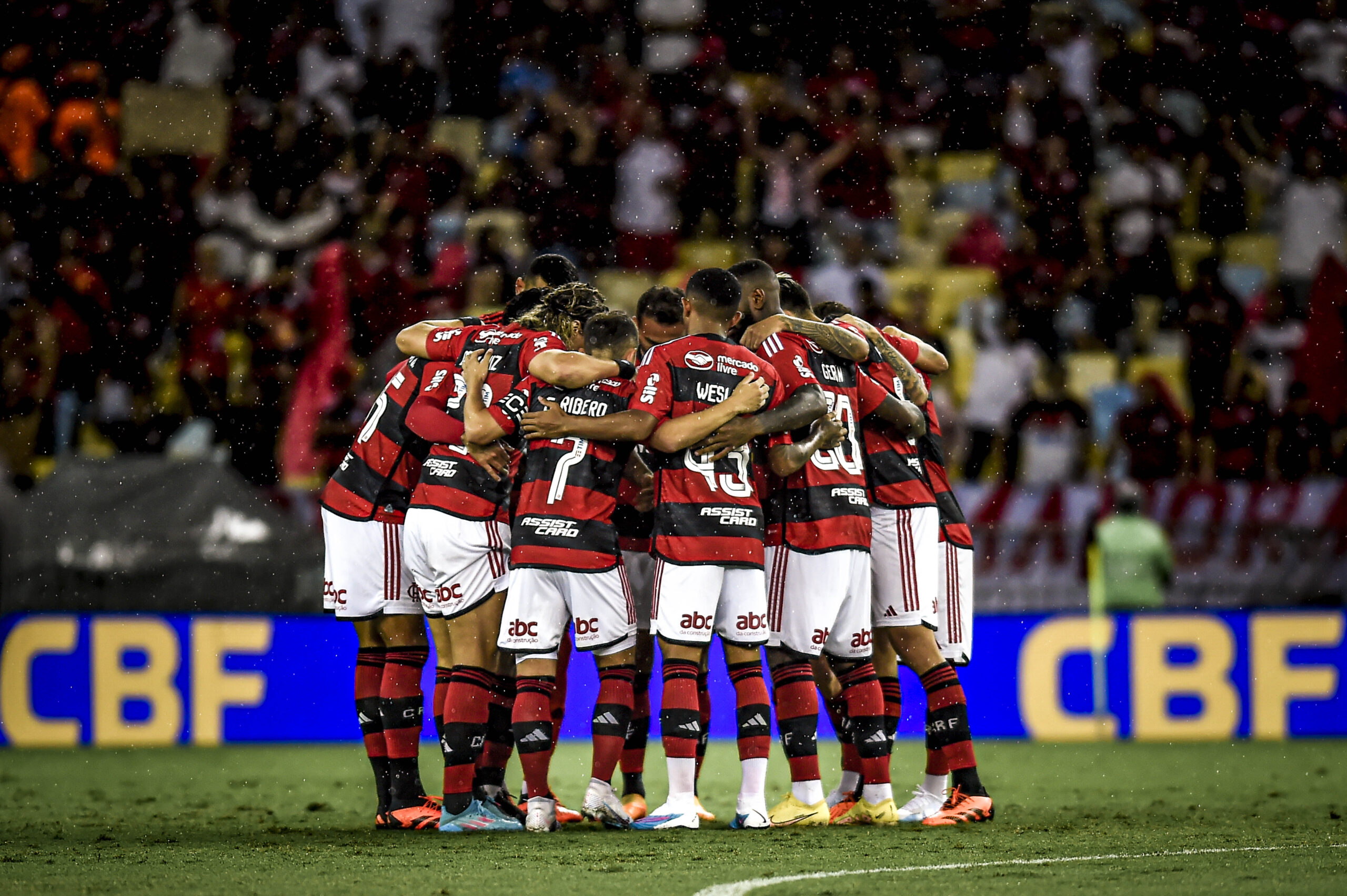 Veja quais jogadores do Flamengo estão na mira de outros clubes