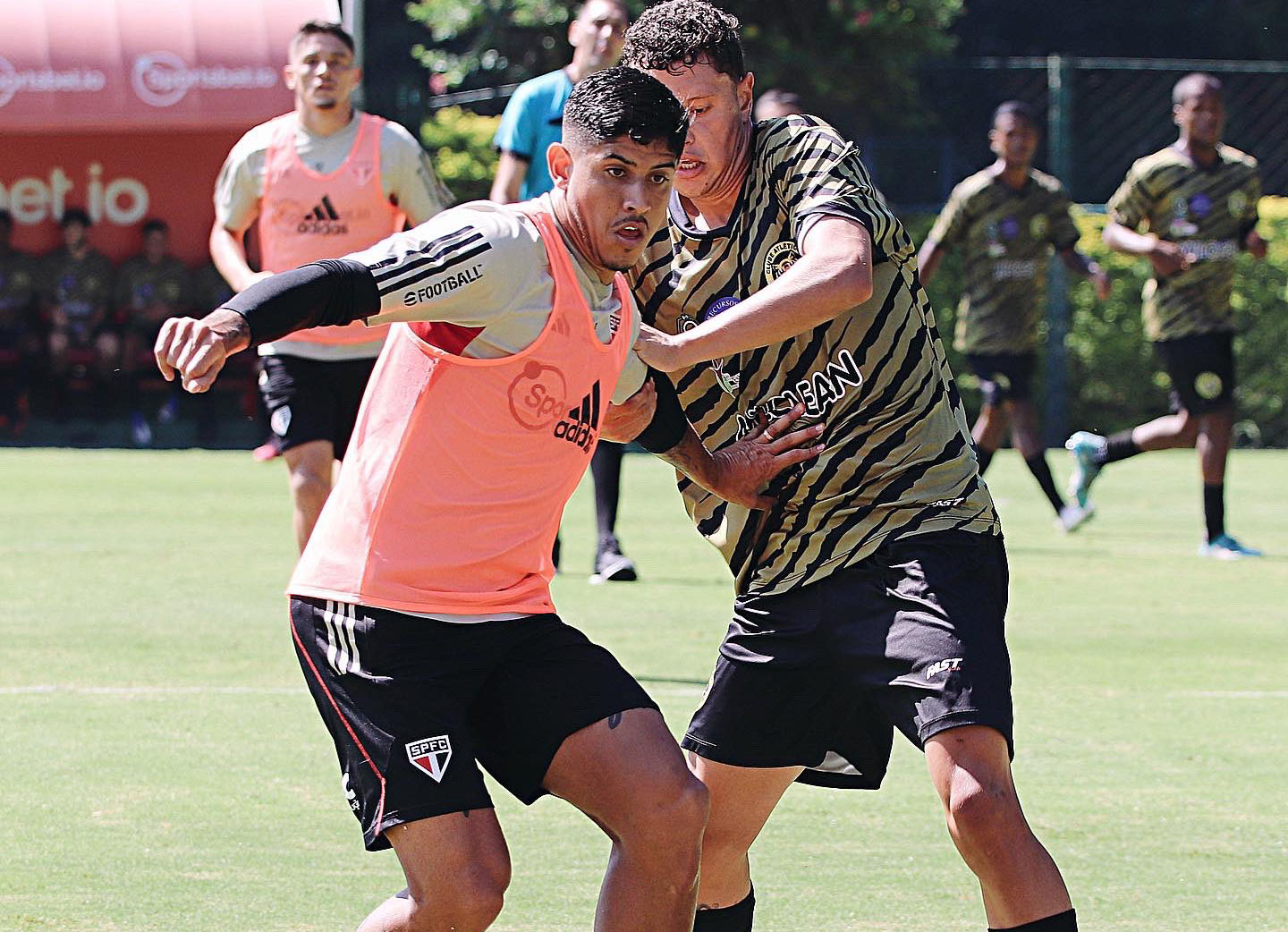 São Paulo Faz último Jogo Treino Antes Da Estreia Na Sula E Mete