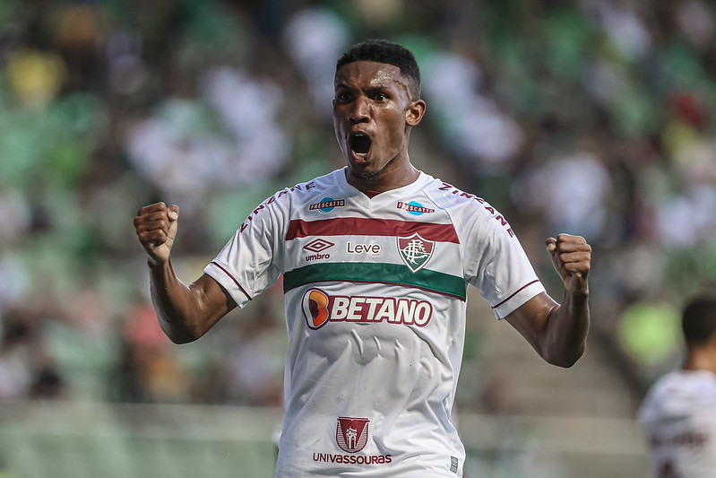 Atacante do Fluminense fala às vésperas da estreia no Carioca