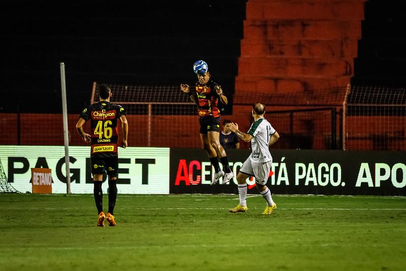 Sport bate o Guarani em primeiro jogo na Ilha pela Série B