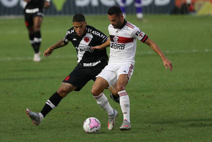 Flamengo tem superioridade recente nos últimos dez duelos contra o  PalmeirasJogada 10