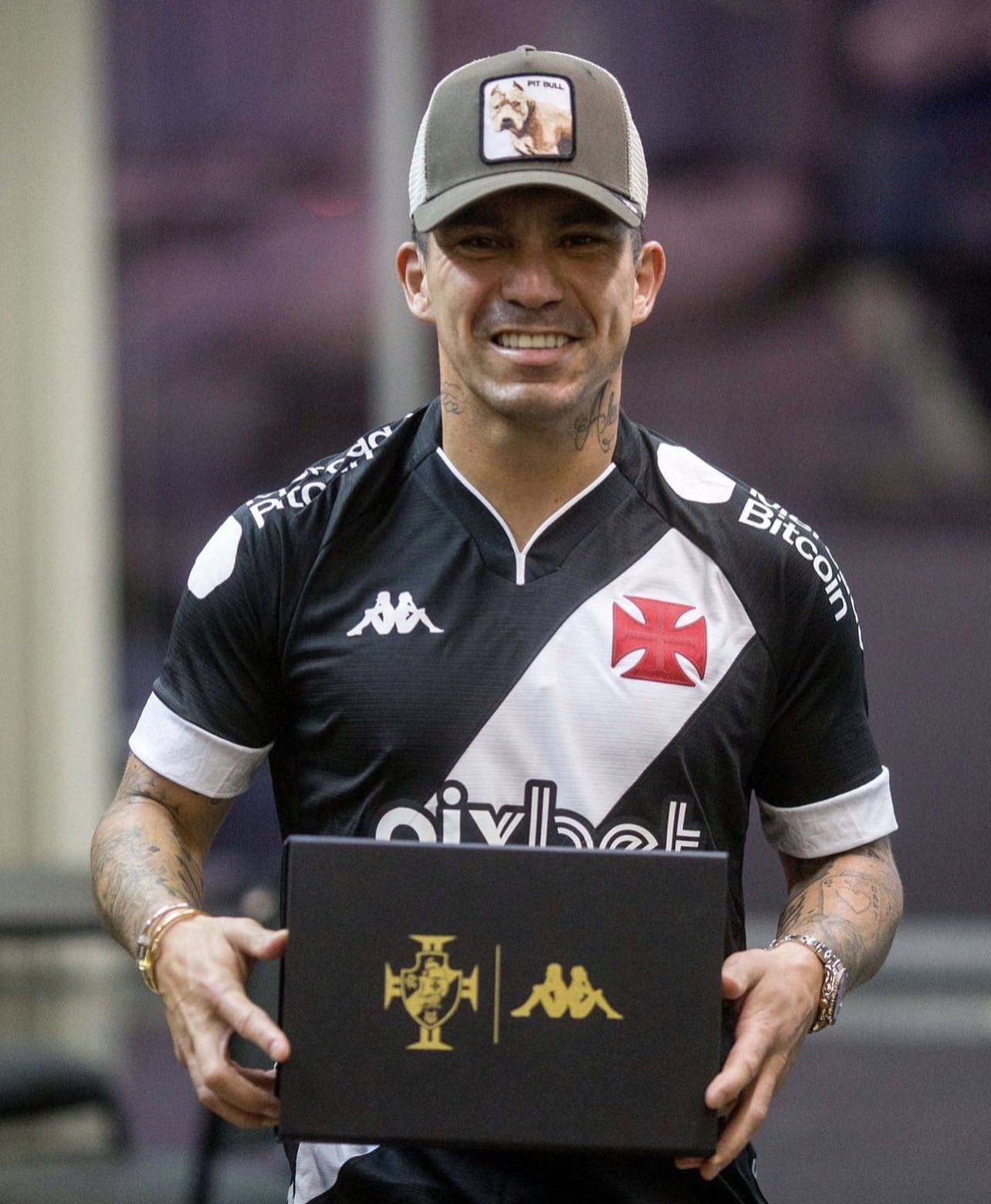 Medel vai ficar no Vasco? Zagueiro abre o jogo sobre o futuro - Papo na  Colina - Notícias do Vasco da Gama