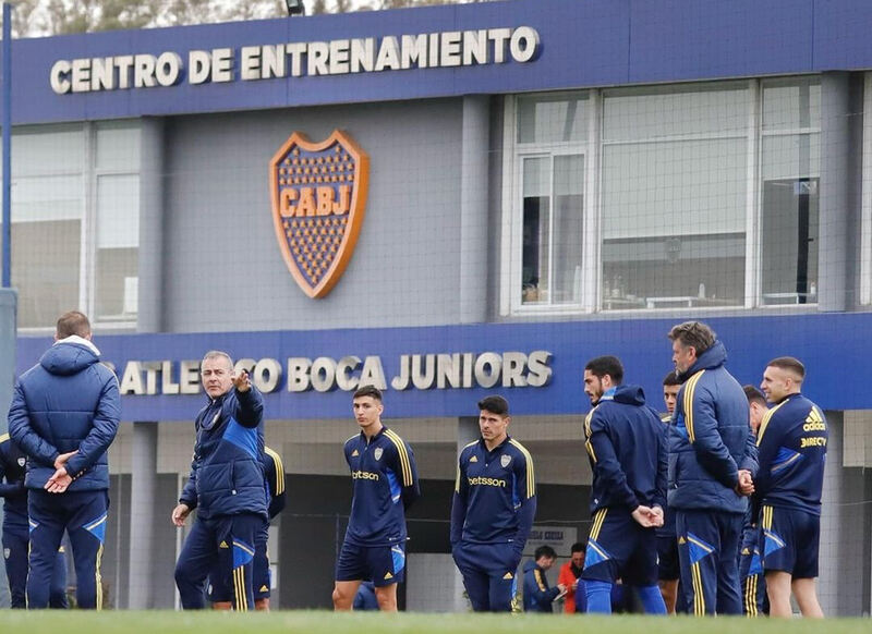Técnico do Boca Juniors indica mudanças para enfrentar Palmeiras