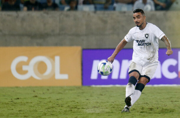 Foto: Vitor Silva/Botafogo - Legenda: Rafael não joga pelo Botafogo desde julho por causa de lesão