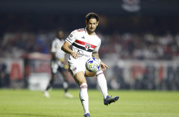 Foto: Paulo Pinto / saopaulofc.net - Legenda: Alexandre Pato tem três passagens pelo São Paulo