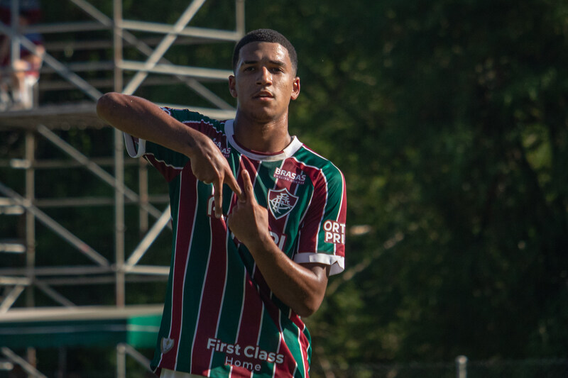Atacante se reapresenta ao Fluminense nesta quinta-feira (4)