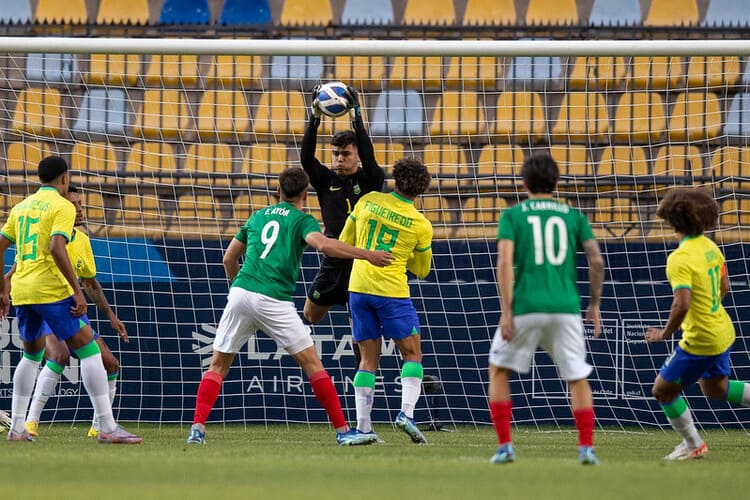 Brasil x México no Pan 2023: como assistir à semifinal do futebol na