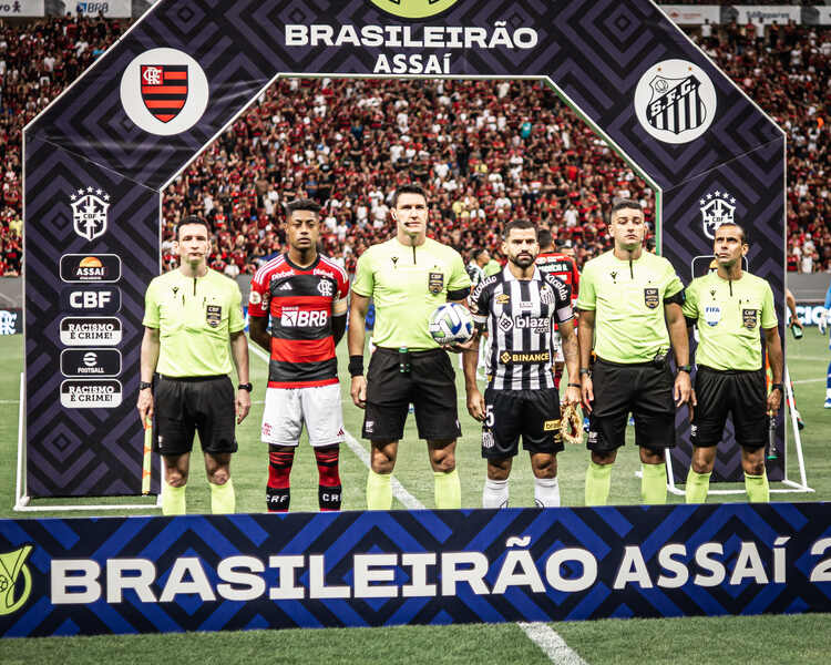 Flamengo é derrotado pelo Santos no Mané Garrincha