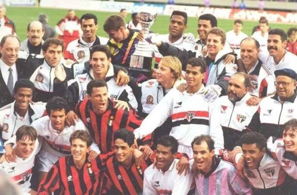 Foto: Divulgação/São Paulo FC - Legenda: São Paulo conquistou o Mundial de 1993 sobre o Milan