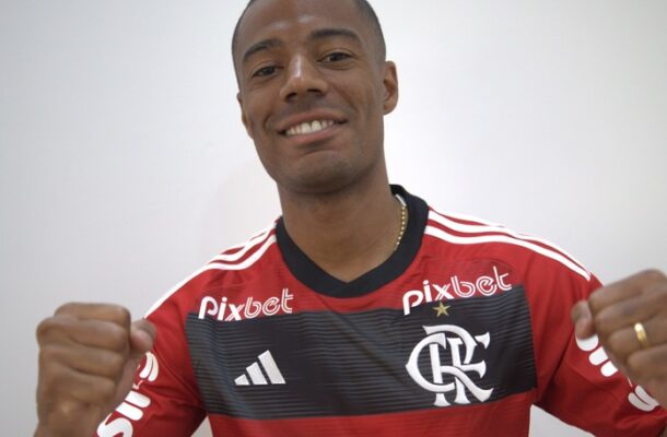 - Foto: Divulgação / Flamengo - Legenda: De La Cruz é o primeiro reforço do Flamengo para a temporada 2024