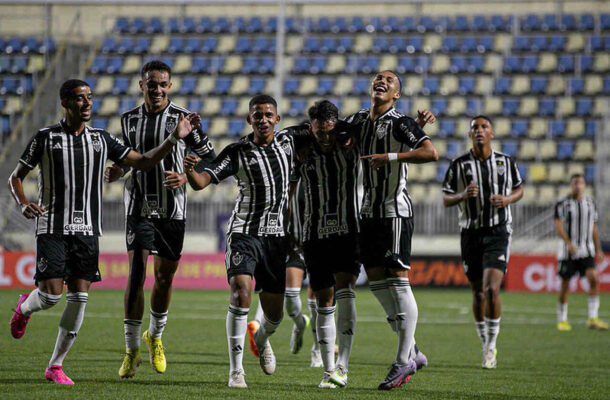 Foto: Divulgação / Atlético - Legenda: Garotos do Atlético fazem boa campanha na Copinha