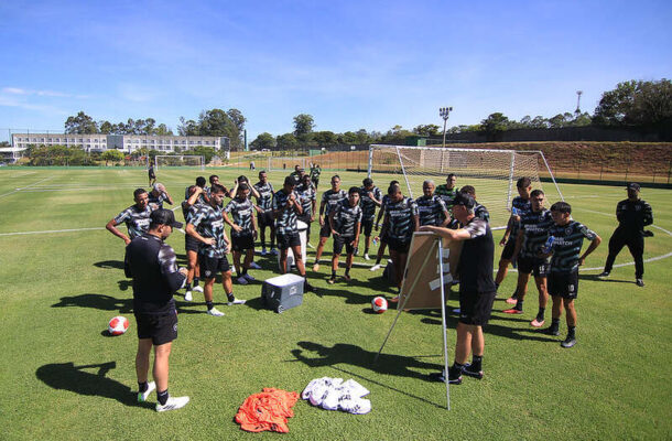  Foto: Vitor Silva/Botafogo - Legenda: Rafael se aproxima de aposentadoria. Tem lenha para queimar? 