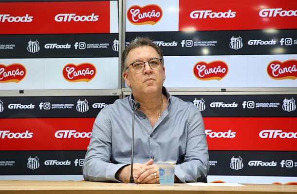 Foto: Raul Baretta/Santos FC - Legenda: Santos renovou contrato com patrocinadora