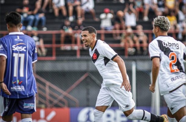 Foto: Divulgação / Vasco - Legenda: O Vasco começou bem a partida, mas sofre empate no fim