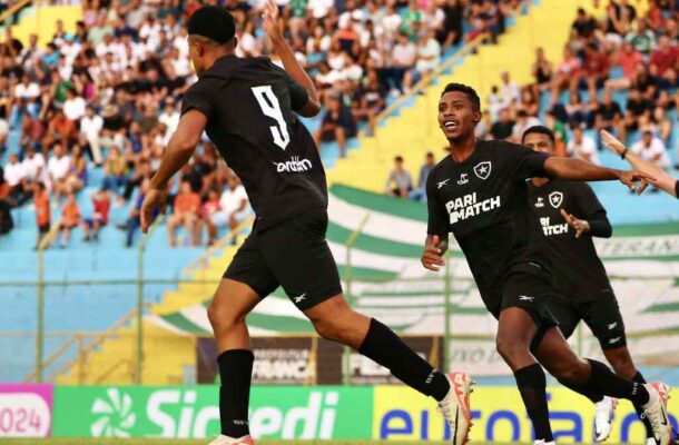 Foto: Henrique Lima/ BFR - Legenda: Botafogo vence Francana por 1 a 0 e avança em primeiro lugar no Grupo 5 da Copinha