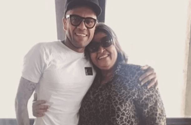 Foto: Reprodução/Redes Sociais - Legenda: Mãe de Daniel Alves resolveu divulgar imagens da vítima do filho nas redes sociais 