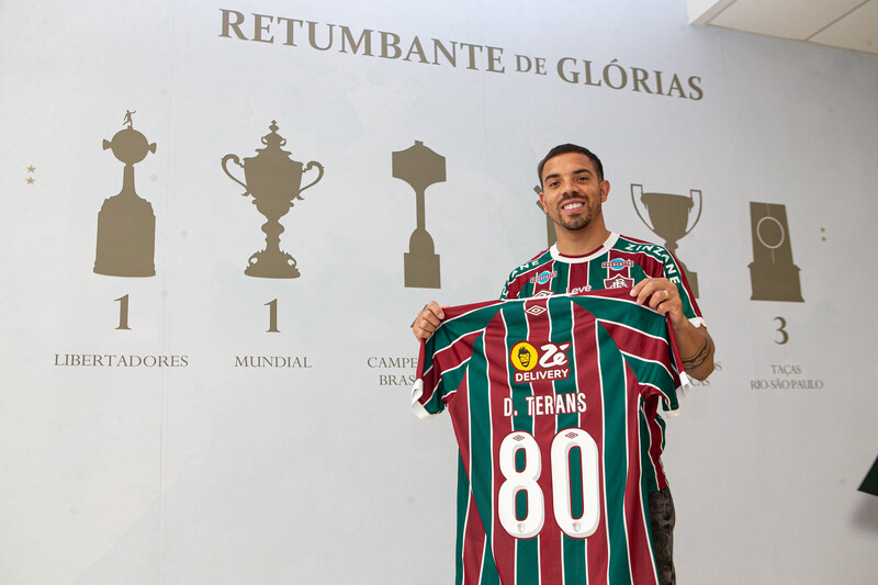 Novo reforço do Fluminense é regularizado no BID