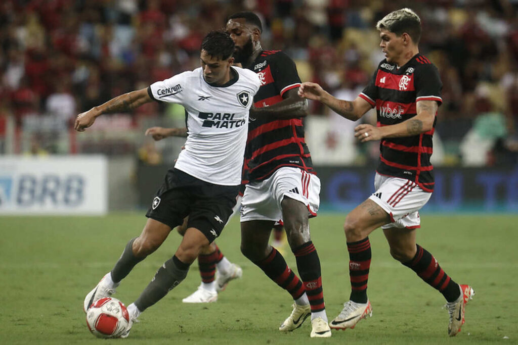 Gerson analisa vitória do Flamengo em cima do Botafogo