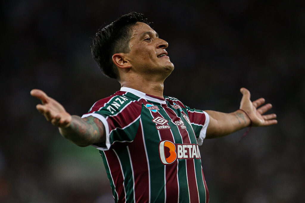 Fluminense e LDU se enfrentam pela Recopa