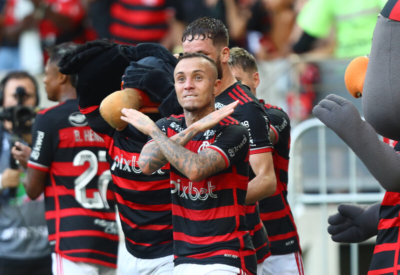 Cebolinha vive boa fase no Flamengo
