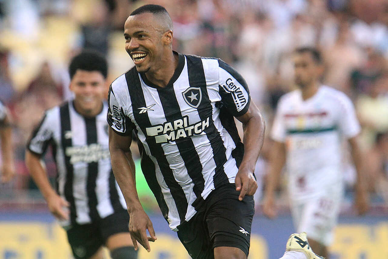 Atuações do Botafogo contra o Fluminense: Marlon Freitas dá show
